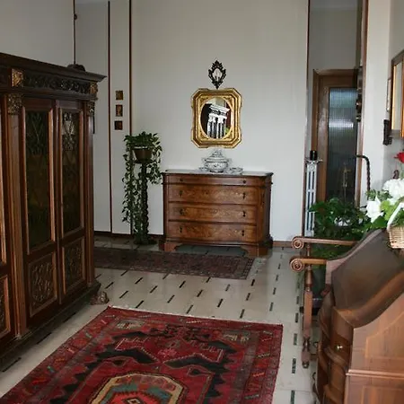 Il Glicine 3* Bedizzole